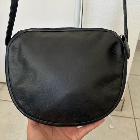 Fendi Vintage Black Leather Crossbody Bag - Picture 7 of 16